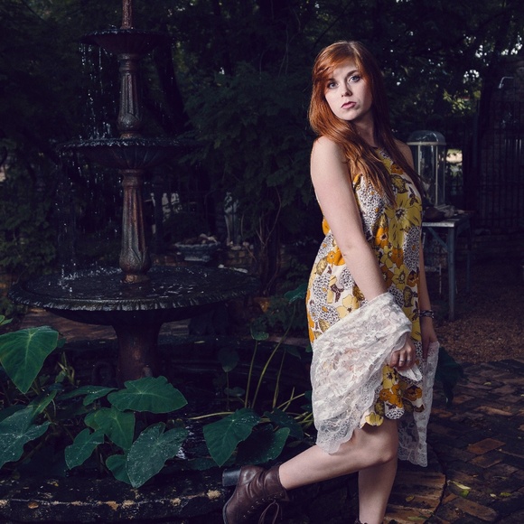 Meet your Posher, Kaylen - Picture 1 of 1